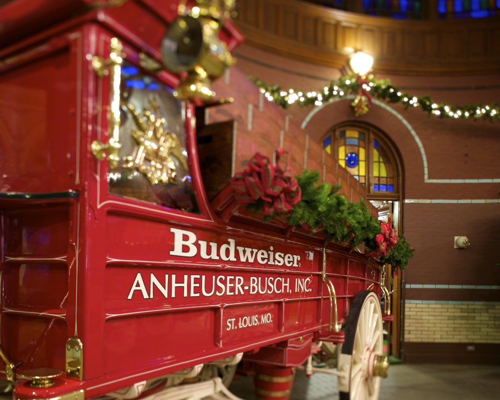 AnheuserBusch Lights Up St. Louis and Fort Collins with Brewery Lights Experiences